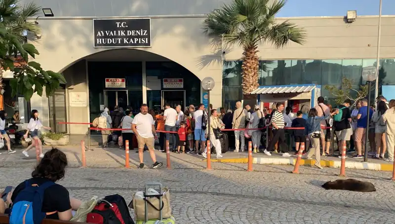 Bayramda Midilli Adası: Tatilcilerin Yeni Gözdesi Oldu!