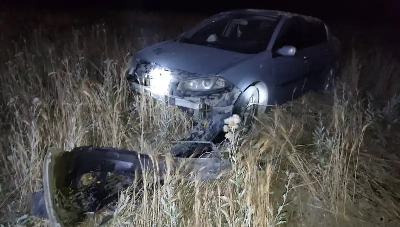 Burdur’da Otomobil Tarlaya Uçtu, İki Kişi Yaralandı!