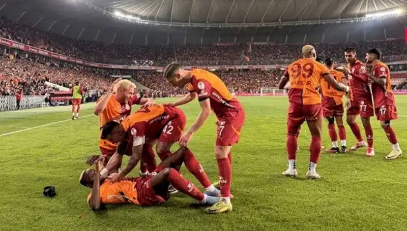 Kıran Kırana Pazarlık: Spor Dünyasında 2025 Yaz Transfer Dönemi Heyecanı