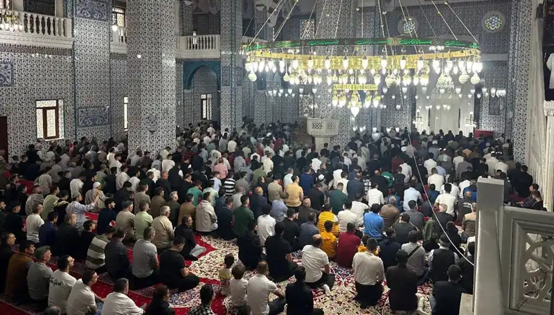 Iğdır'da Geleneksel Bayram Namazı Coşkusu İlk Kez Yaşandı