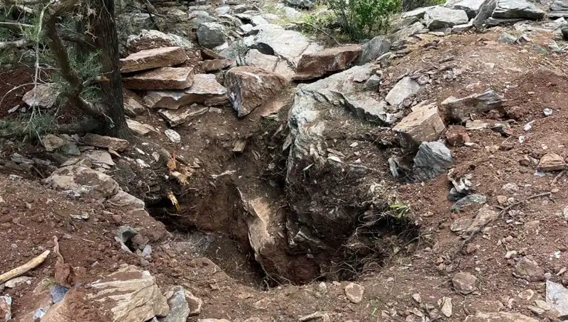 Eski Vali ve Emekli Albay Define Ararken Tutuklandı, Olayın Perde Arkası