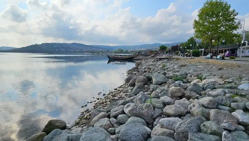 Sapanca Gölü'nde Su Seviyesi Neden Düşüyor? Çevresel Etkiler ve Çözüm Yolları