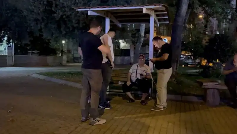 Kısmı Görme Kaybı Olan Adamın Telefonu Çalındı: Olay Anı Ortaya Çıktı!