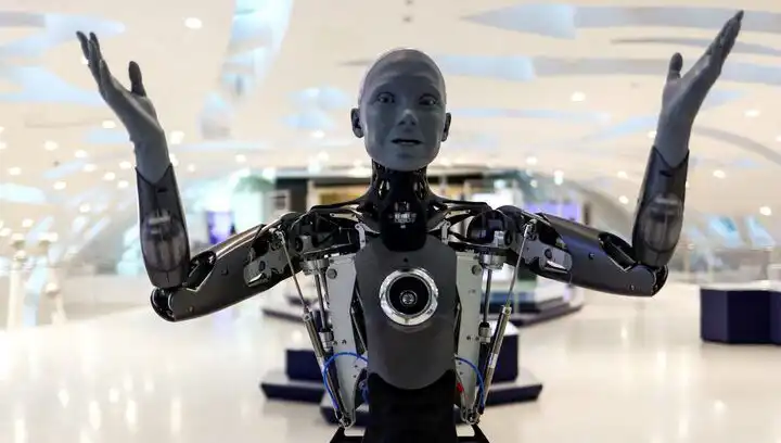 Yamyam Robot: İnsan Etini Ekmek Gibi Tüketen Gelecek Tasarımı