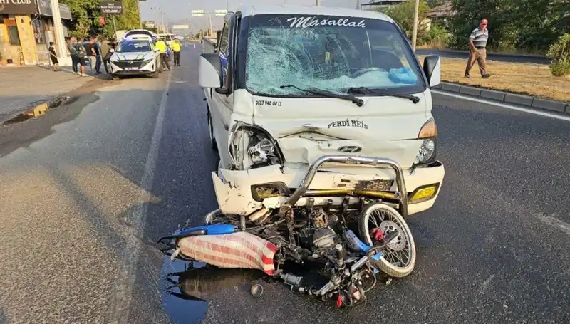 Aydın'da Kamyonetle Çarpışan Motosiklet: Acı Son!