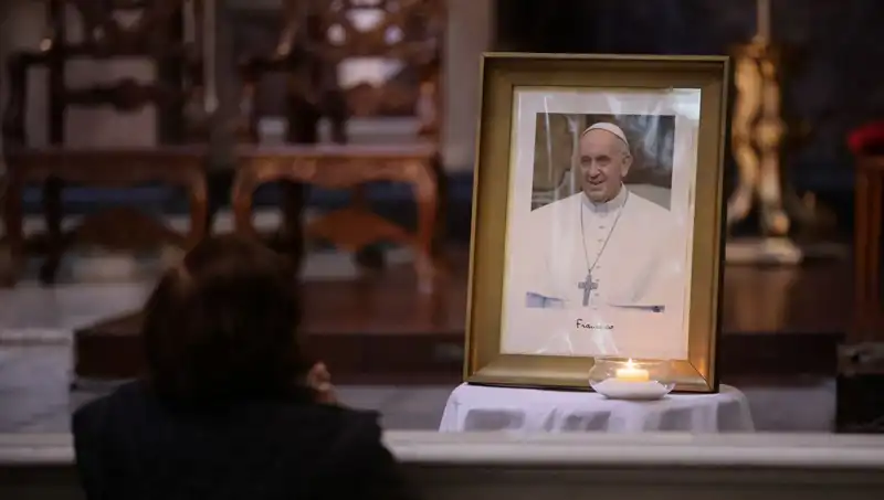 Papa Francis’in Vasiyeti ve Cenaze Hazırlıkları Büyüleyici Detaylarla Ortaya Çıktı