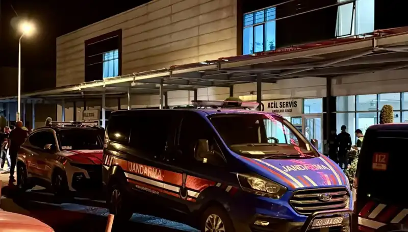 Dört Kardeşle Yola Çıkan Tekne Fırtınada Alabora Oldu: Bir Kayıp