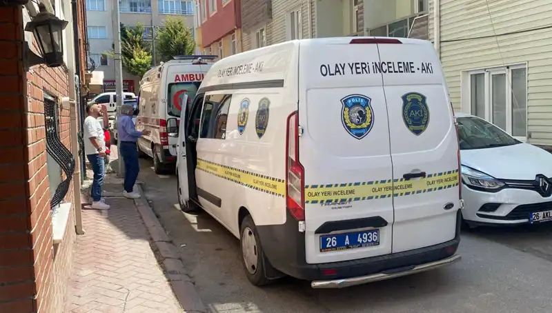 İki Çocuk Babası Adamın Evinin İçinde Bulunan Ölümü Şok Yarattı