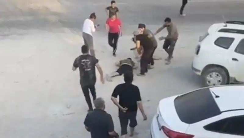 Hatay'da Kavga Faciası! Barıştırmaya Çalışan Genç Hayatını Kaybetti