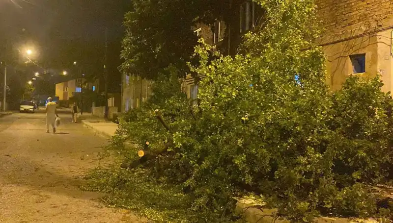 Karabük’te Fırtına Sonrası Hayat Durma Noktasıa Geldi