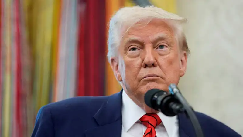 Trump, G7 Zirvesini Neden Aniden Terk Etti? Beyaz Saray’da Acil Toplantı