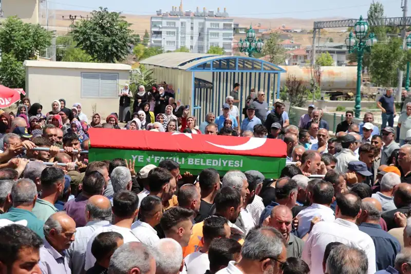 MHP'li Belediye Başkanı Son Yolculuğuna Uğurlandı: Kente Veda Töreni Düzenlendi