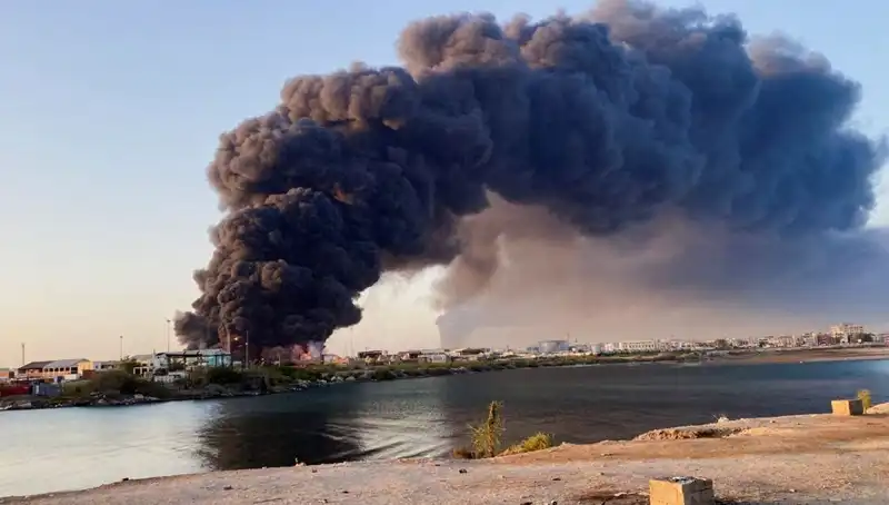 Port Sudan'da Patlamalar: Havalimanı ve Ordu Üssüne Saldırı Gerçekleşti