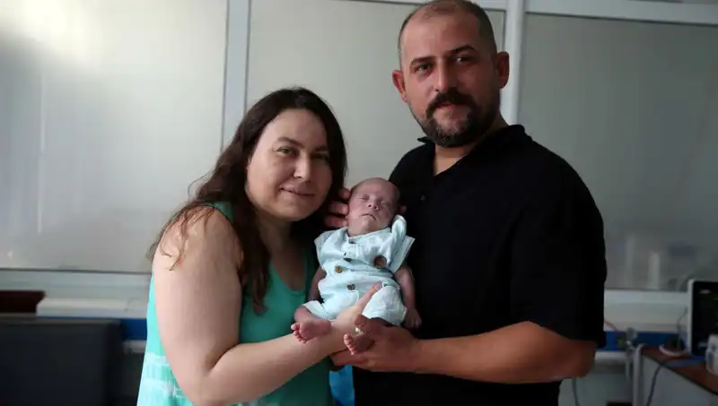 800 Gramla Hayata Merhaba Dİyen Bebeğin Destanı: 4 Ay Yoğun Bakımda Geçirdi