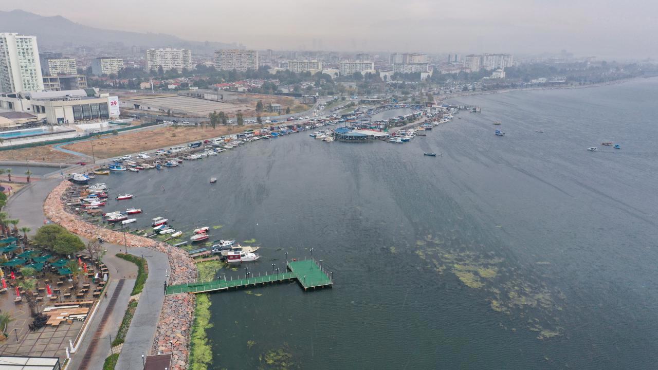 İzmir Körfezi'ndeki Kirlilik Sorumlularına Soruşturma Açıldı