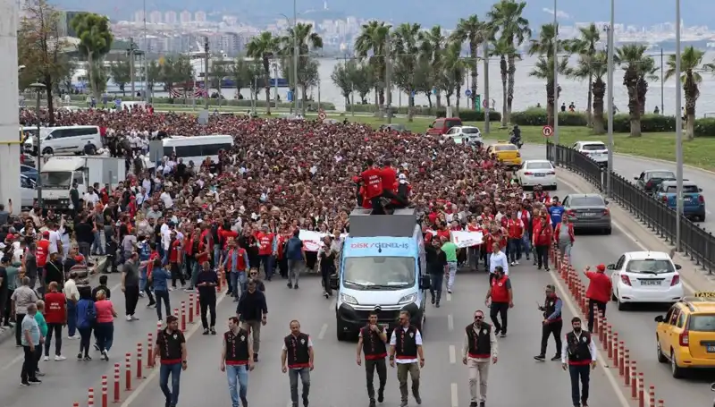 İzmir'deki Grevde Gerilim Tırmanıyor: 4. Gününde Son Durum Nedir?