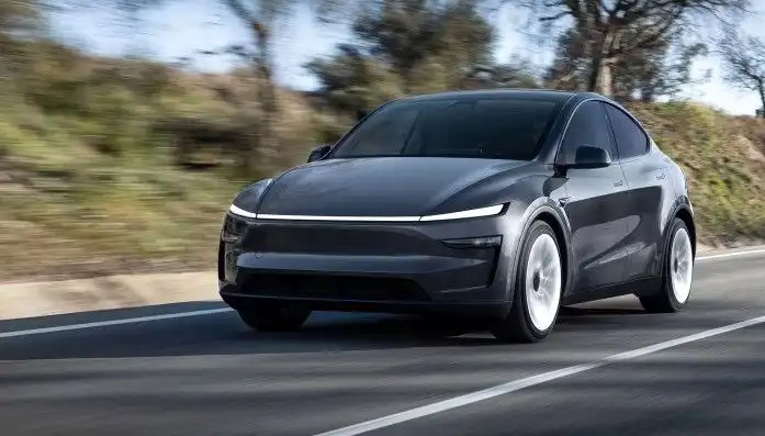 Elon Musk, Türkiye'deki Yatırımıyla Yine Göz Doldurdu!